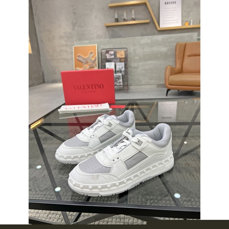 Valentino Sneakers